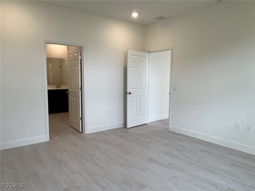 READY NOW!! The Neptune is a beautiful two story floor plan with - photo 21