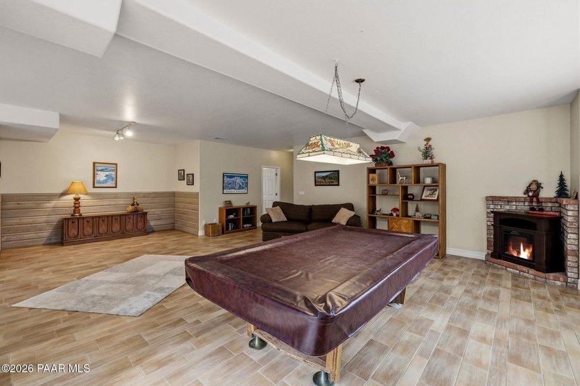 This exceptional property offers privacy and majestic tall pines - photo 48