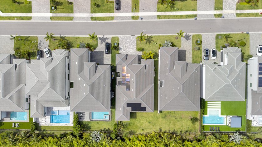 Located in the Bali Collection of Lotus Palm! This property is - photo 49