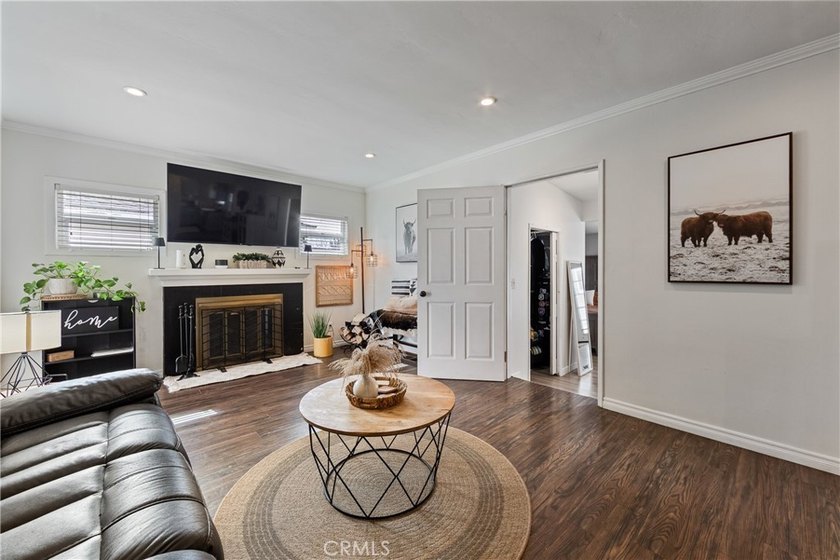 **SHORT SALE - BRING ALL OFFERS!** Opportunity awaits at this - photo 8