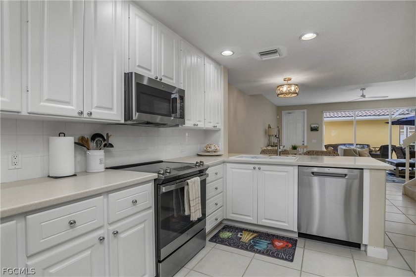 Experience the best of Southwest Florida living in this - photo 12