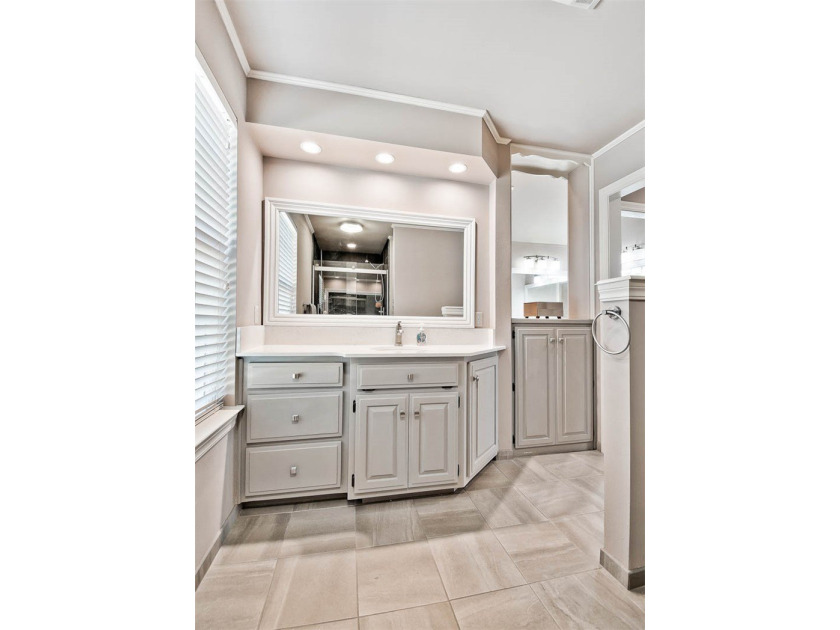 Welcome to this beautiful well-maintained home that blends - photo 19