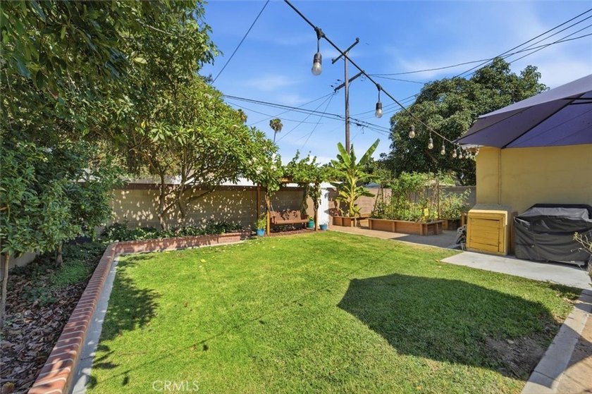 Welcome to this beautiful traditional home, where classic 1940s - photo 28