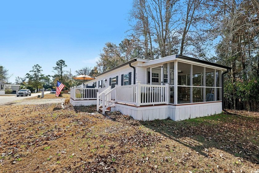 Welcome to your new oasis in the Foxfire community of North - photo 6