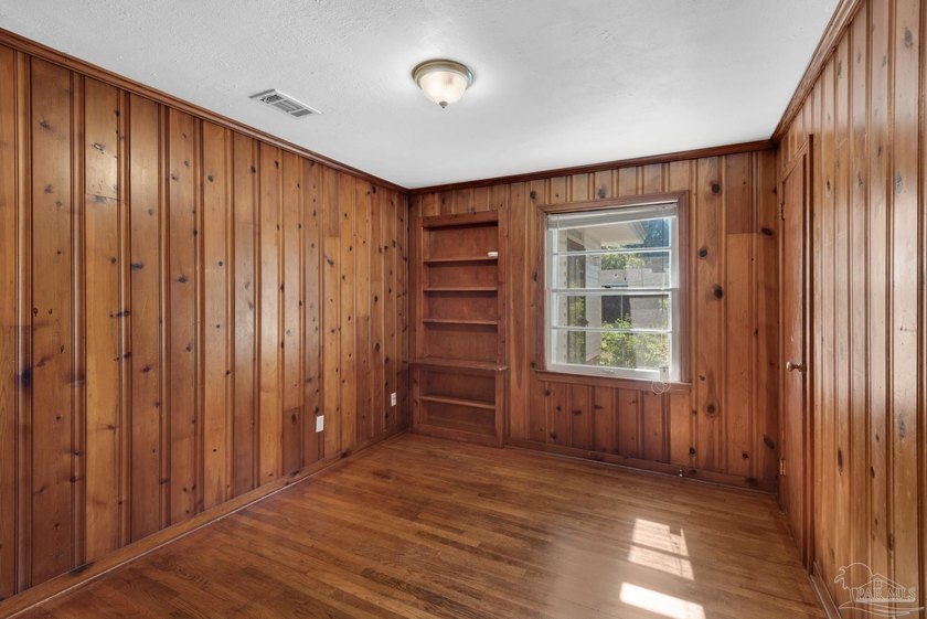 This charming home brings together the timeless appeal of - photo 22