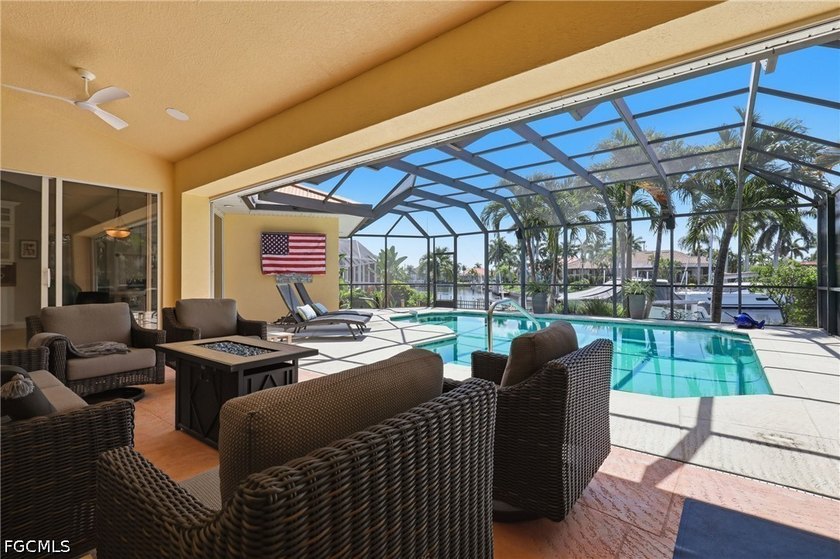 Waterfront living at its finest in Punta Gorda Isles! This - photo 4