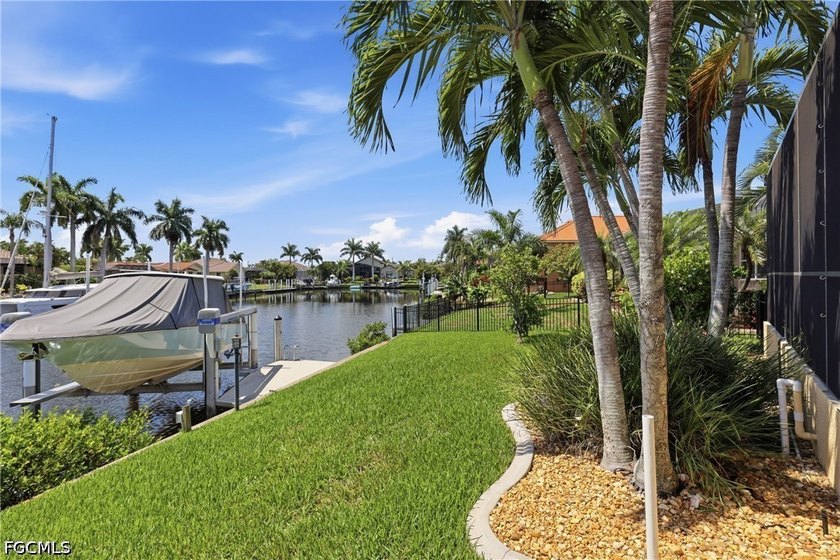 Waterfront living at its finest in Punta Gorda Isles! This - photo 5