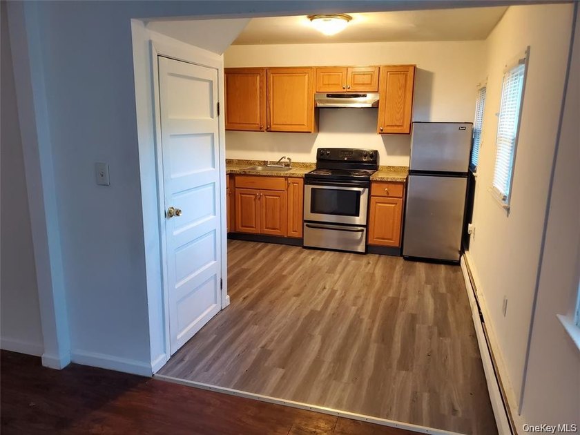 A great Investment Opportunity in Suffolk County. A rare, Legal - photo 5