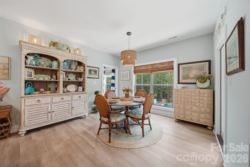 Custom home in a gated community, offering access to lake - photo 17