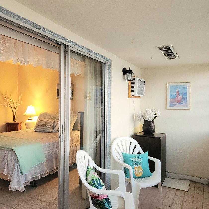 Great value for this sparkling professional cleaned condo. Walk - photo 18