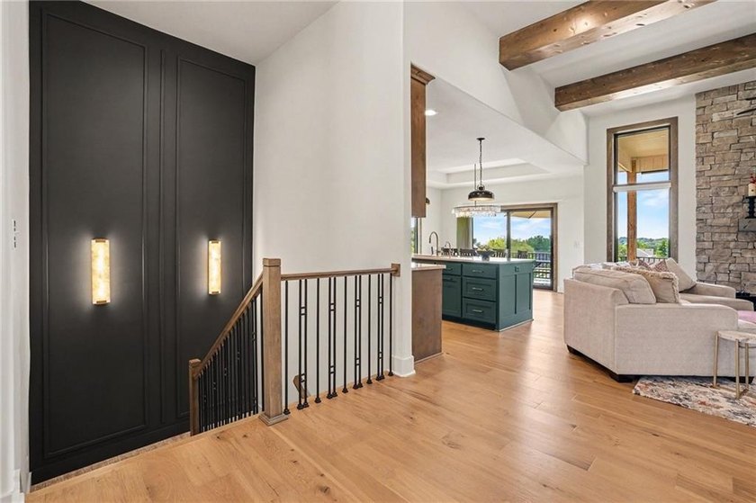 A stunning reverse ranch loaded with custom upgrades. Step - photo 6