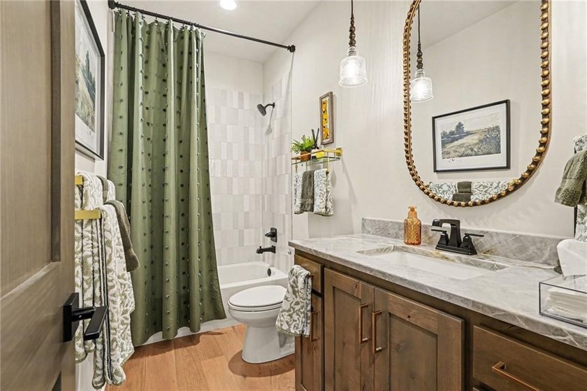 A stunning reverse ranch loaded with custom upgrades. Step - photo 9