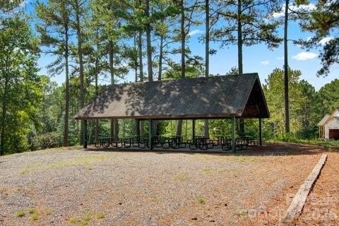 Custom home in a gated community, offering access to lake - photo 44