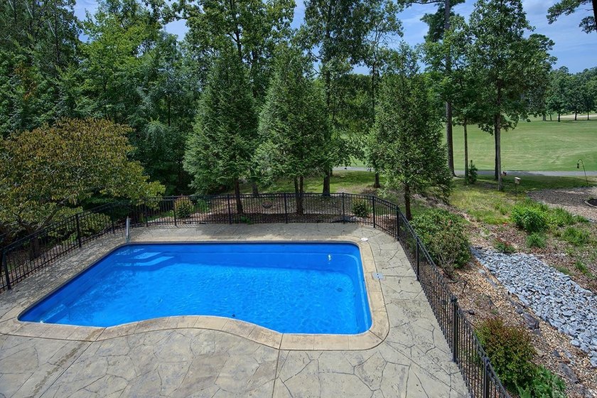 Exceptional custom 4,000 sq ft home of thoughtfully designed - photo 4