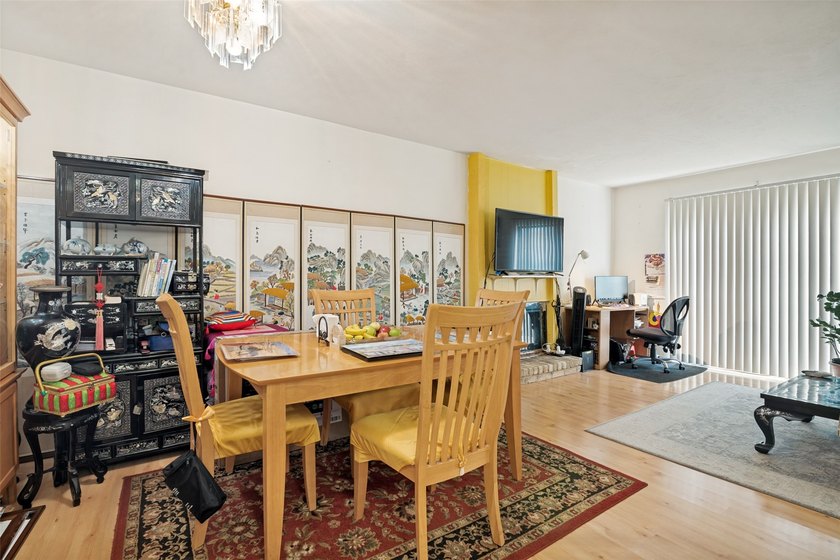 Rare opportunity in Canyon Creek! This spacious tri-level condo - photo 11