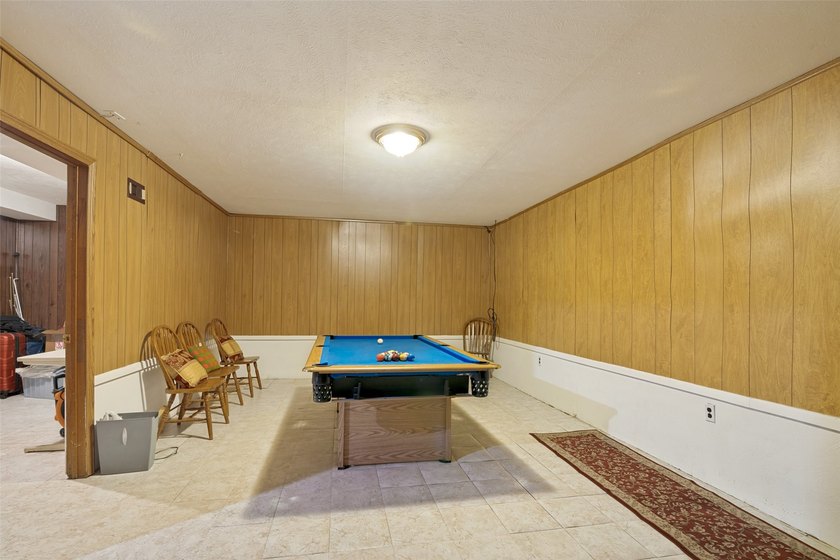 Rare opportunity in Canyon Creek! This spacious tri-level condo - photo 19