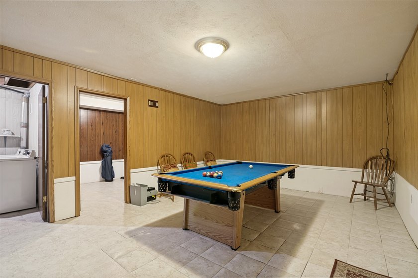 Rare opportunity in Canyon Creek! This spacious tri-level condo - photo 21