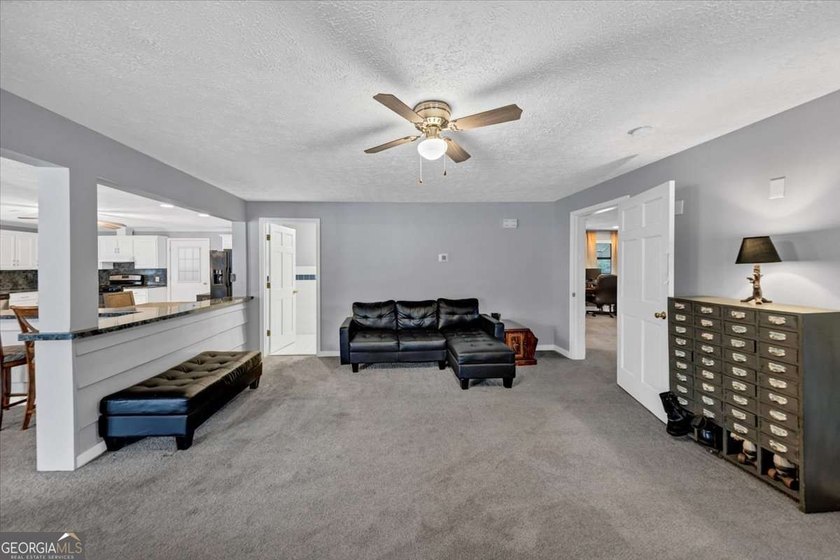 Located in the heart of downtown Acworth, this unique and - photo 5