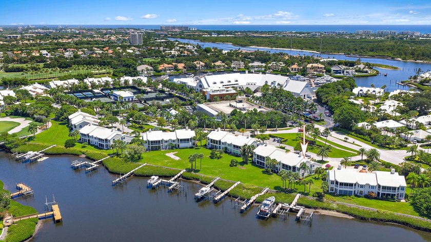 Beautifully updated harbor home in the prestigious Admirals Cove - photo 18