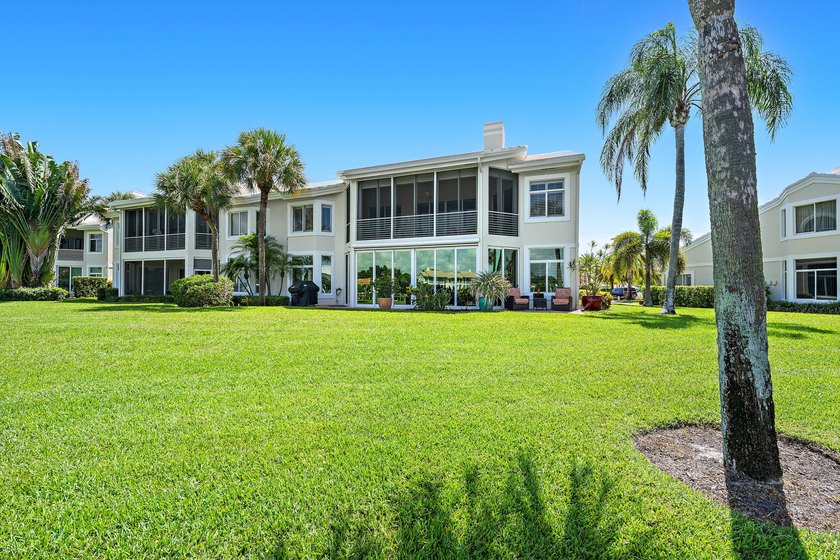 Beautifully updated harbor home in the prestigious Admirals Cove - photo 25