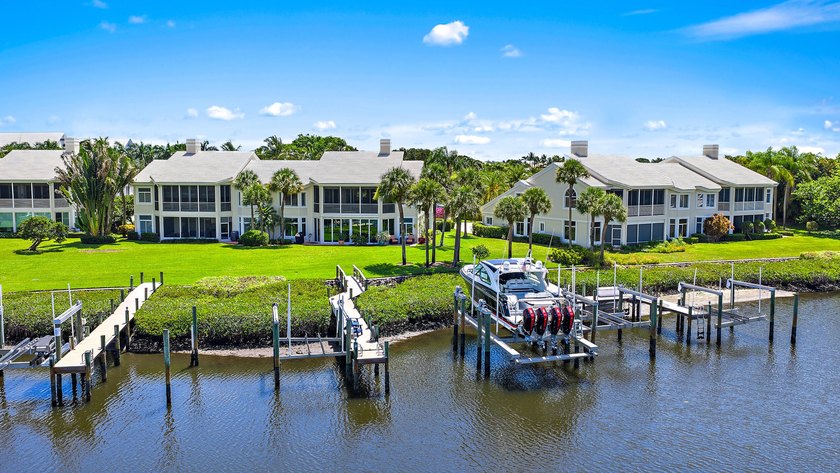 Beautifully updated harbor home in the prestigious Admirals Cove - photo 28