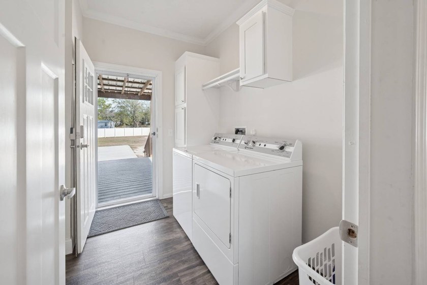 Welcome home to this immaculate, like-new residence that has - photo 50