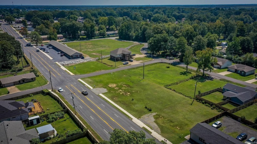 Prime Commercial Lot on High-Traffic Kiehl Avenue! Endless - photo 8