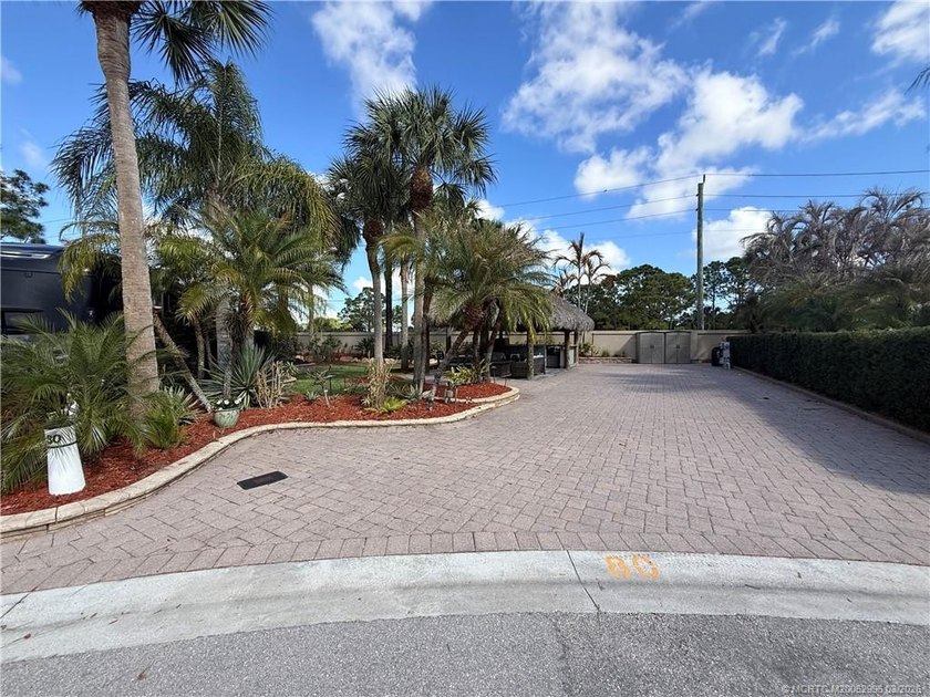 Rare Opportunity: Expansive 4,361 Sq. Ft. Lot in Exclusive - photo 14
