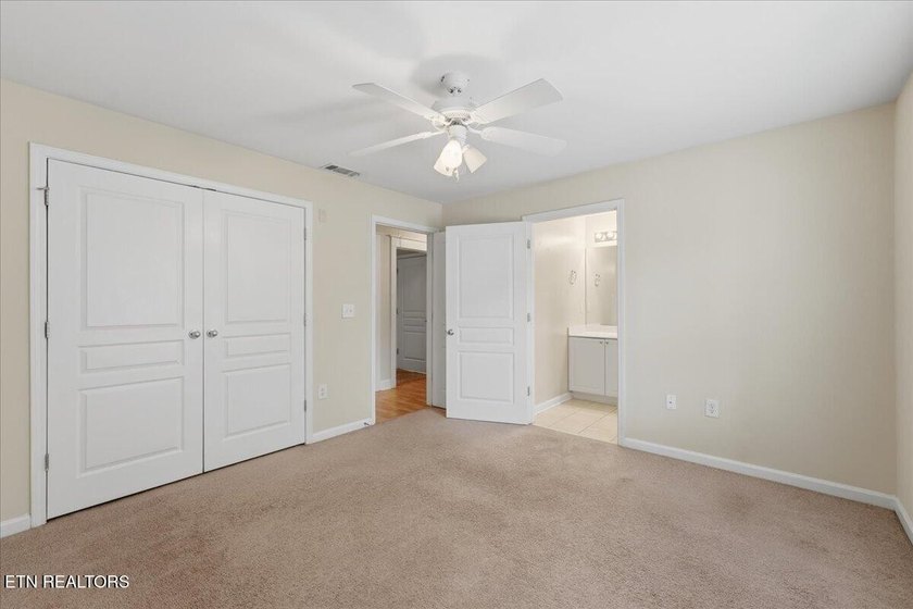 Secure housing before the fall semester! This first-floor - photo 17