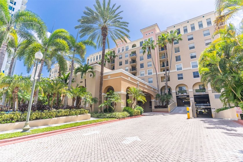 Experience elevated coastal living in the heart of Las Olas - photo 2