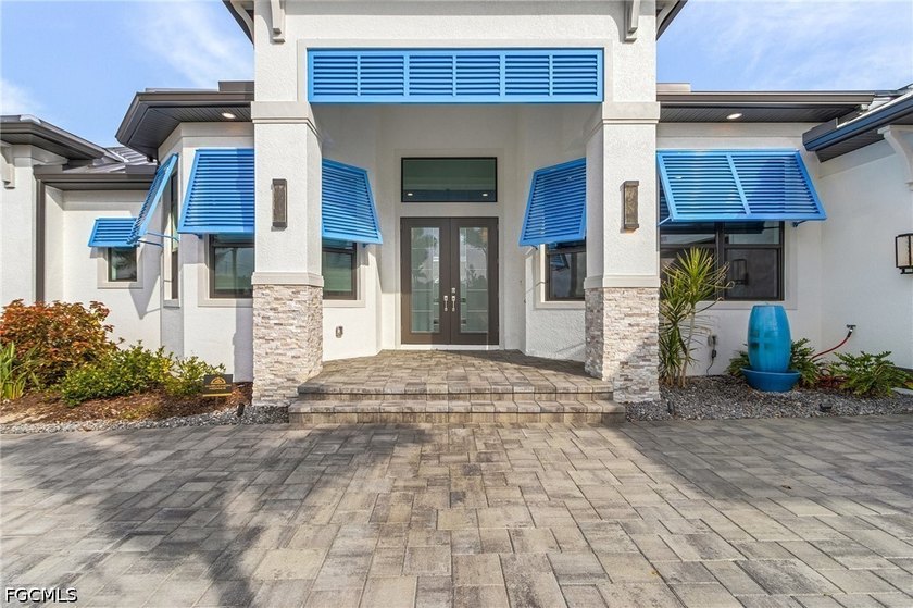 This 2023 custom-built masterpiece redefines luxury living - photo 3