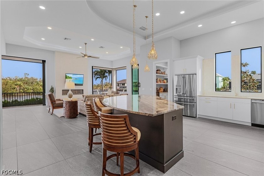 This 2023 custom-built masterpiece redefines luxury living - photo 8