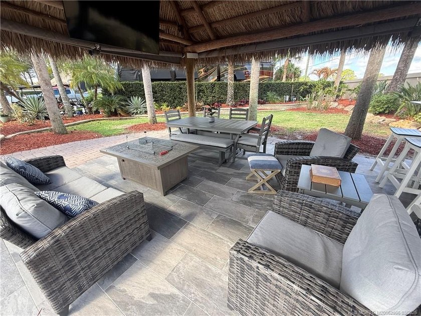 Rare Opportunity: Expansive 4,361 Sq. Ft. Lot in Exclusive - photo 28