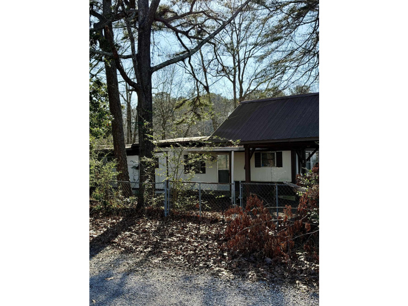 UNRESTRICTED Smith Lake Waterfront Opportunity!
Rare chance to - photo 2