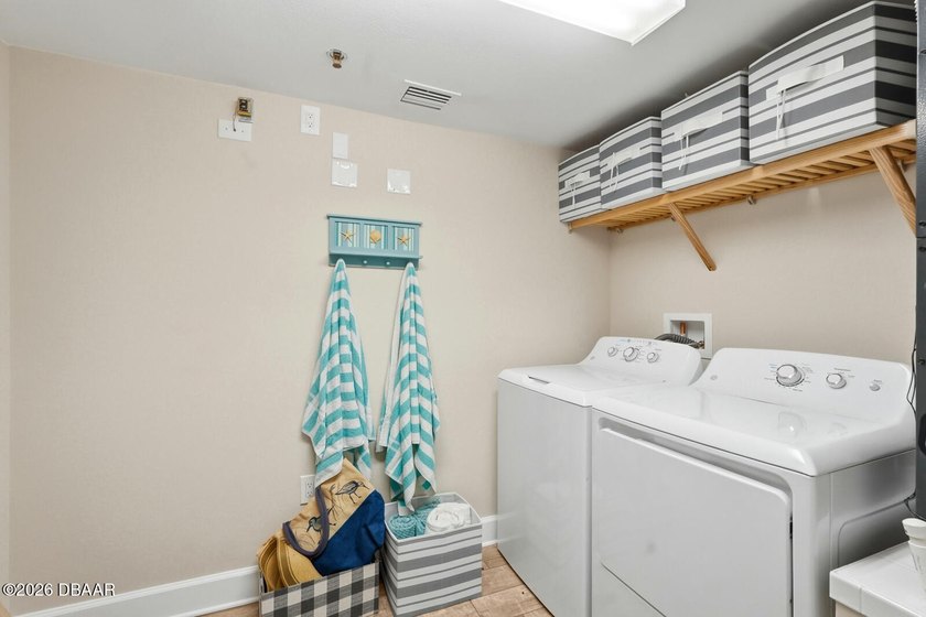Magnificent Oceanfront living in beautiful Daytona Beach Shores! - photo 30