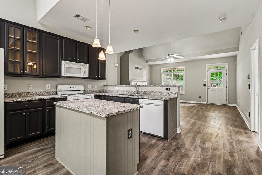 Welcome to 2685 Mariner Way, an updated, move-in-ready home - photo 8