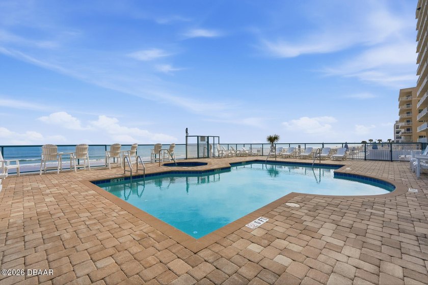 Magnificent Oceanfront living in beautiful Daytona Beach Shores! - photo 41