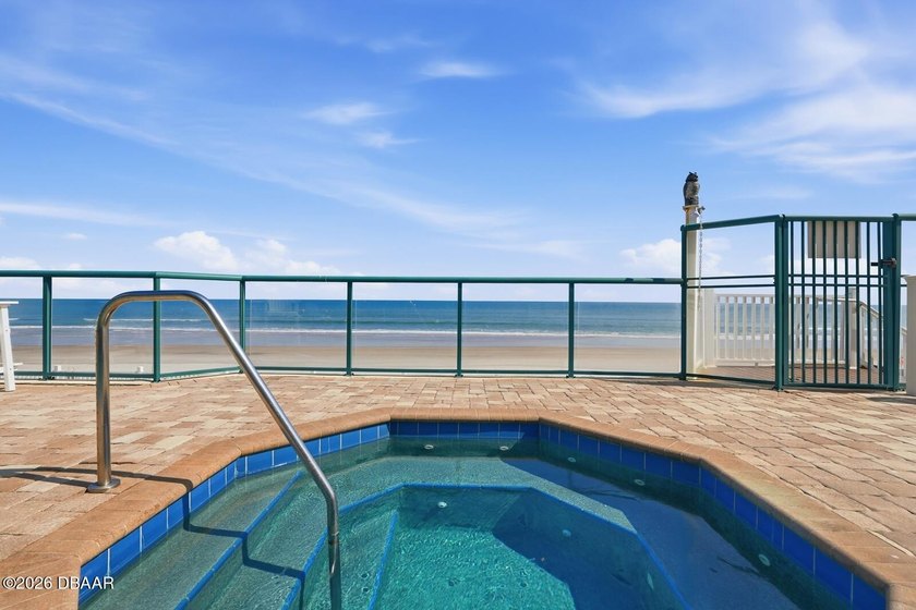 Magnificent Oceanfront living in beautiful Daytona Beach Shores! - photo 45