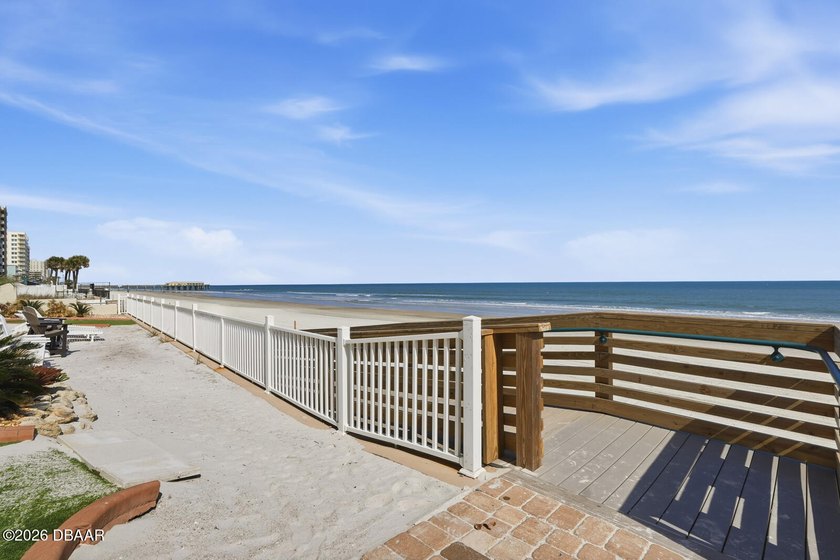 Magnificent Oceanfront living in beautiful Daytona Beach Shores! - photo 46