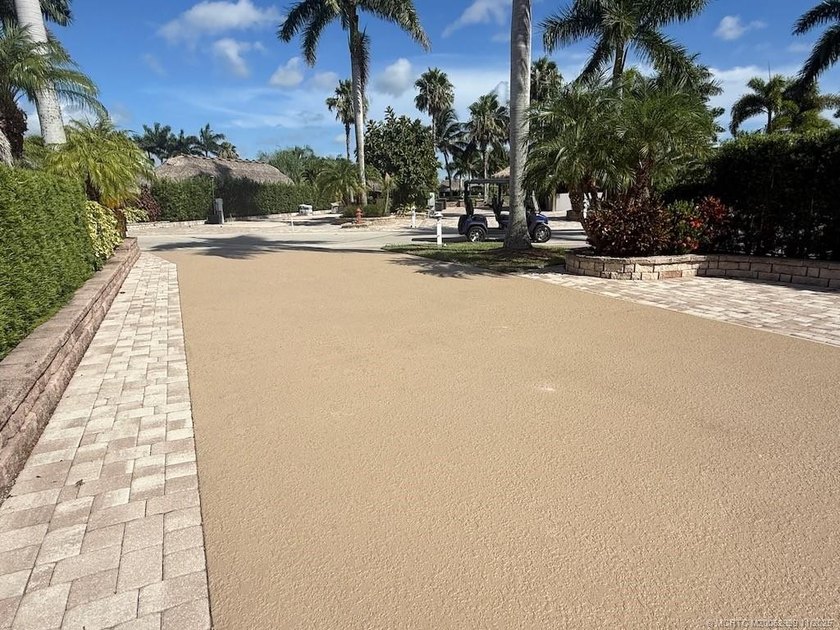 NEW TIKI RE-THATCH JULY 2025! This extra-wide lot, positioned - photo 11