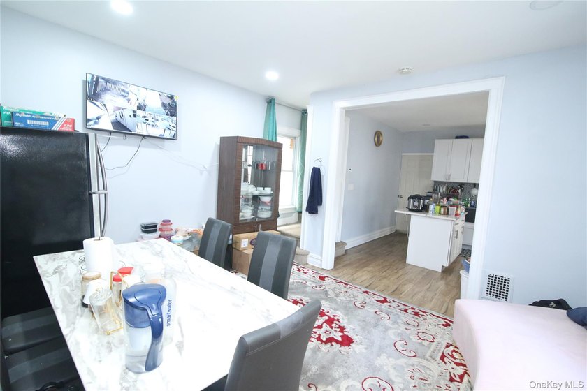 **Location! Location! Location!** This newly renovated large - photo 15