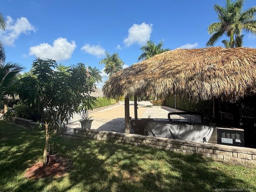 NEW TIKI RE-THATCH JULY 2025! This extra-wide lot, positioned - photo 18