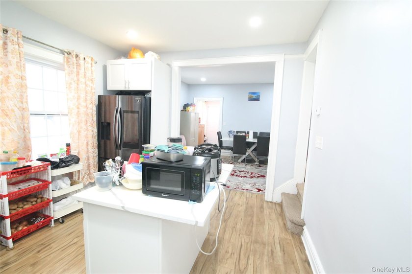 **Location! Location! Location!** This newly renovated large - photo 21