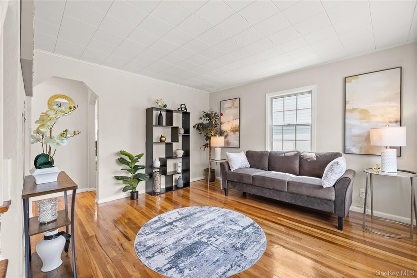 Welcome to This Beautifully Renovated 4-Bedroom, 2 Bath Expanded - photo 3