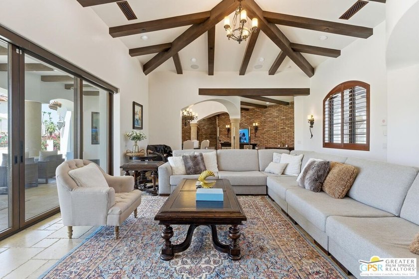 Welcome to one of the newest and most refined custom estates - photo 11