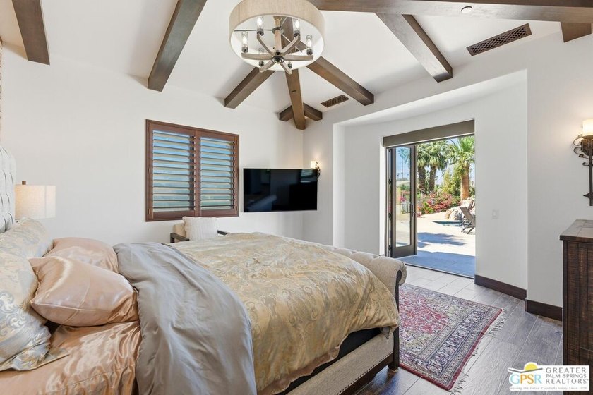 Welcome to one of the newest and most refined custom estates - photo 29