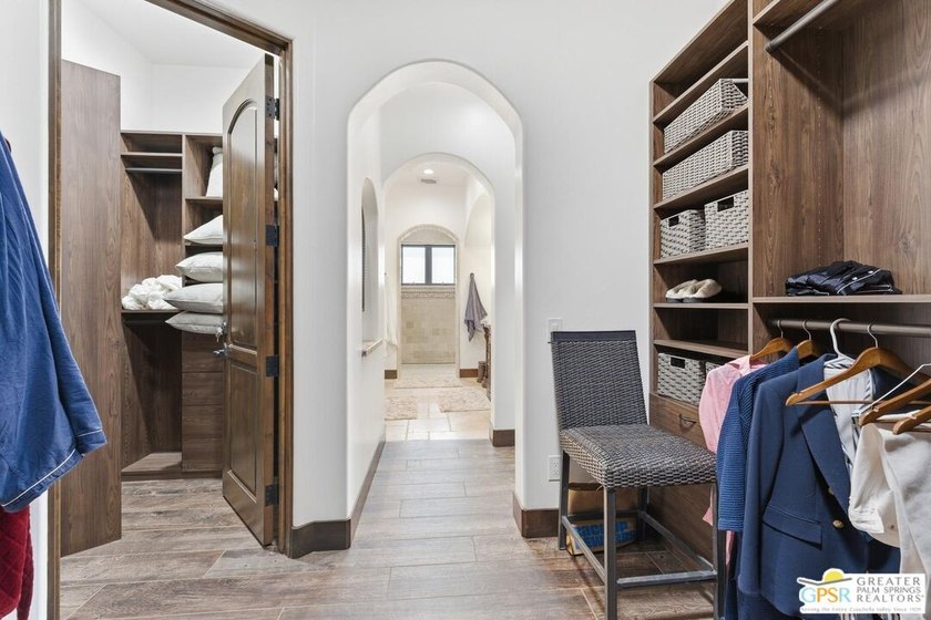 Welcome to one of the newest and most refined custom estates - photo 36