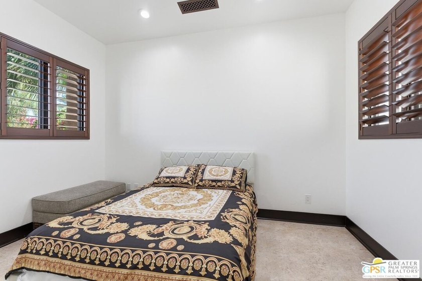 Welcome to one of the newest and most refined custom estates - photo 44