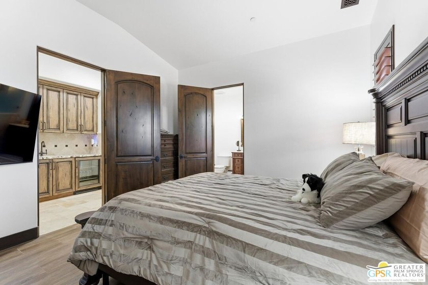 Welcome to one of the newest and most refined custom estates - photo 47
