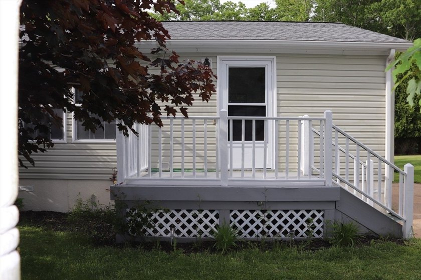 WELCOME to Country View Estates, Tiverton's premier 55+ modular - photo 5